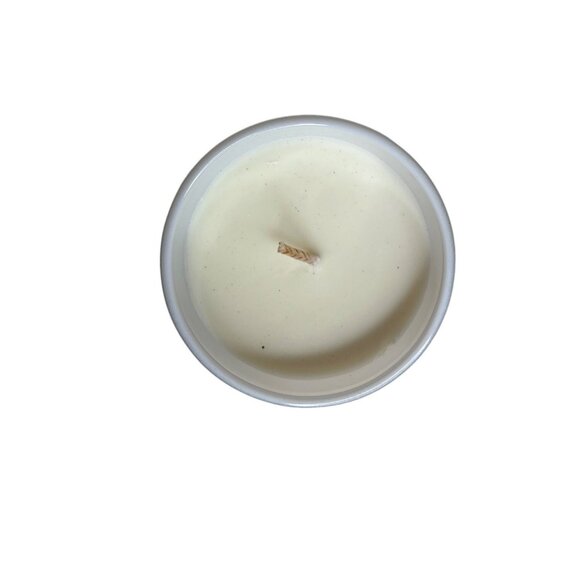 Totalee I Cant Even Soy Candle With Cork Lid Fresh Gossip Light Floral Scent - Picture 3 of 4